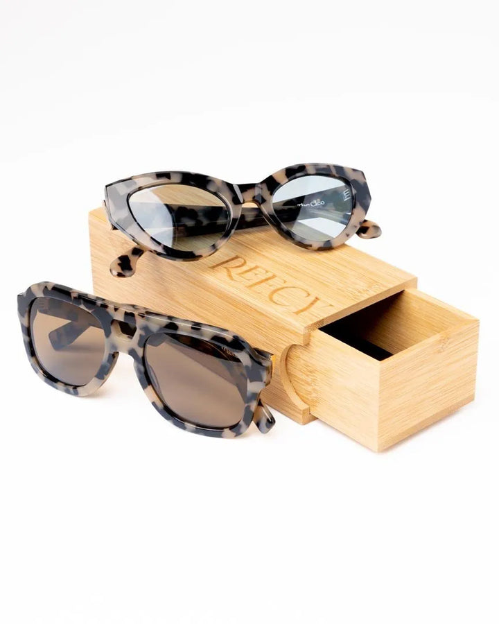 Brix = Bailey Sunglasses- Freepic image