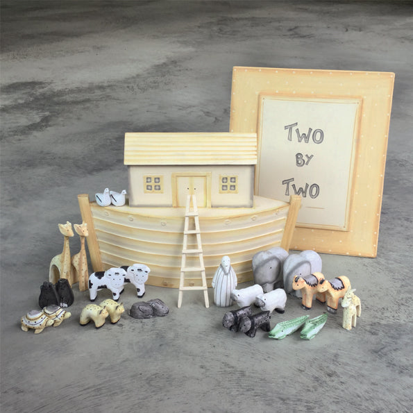 Noah's Ark And Animals In Wooden Gift Box