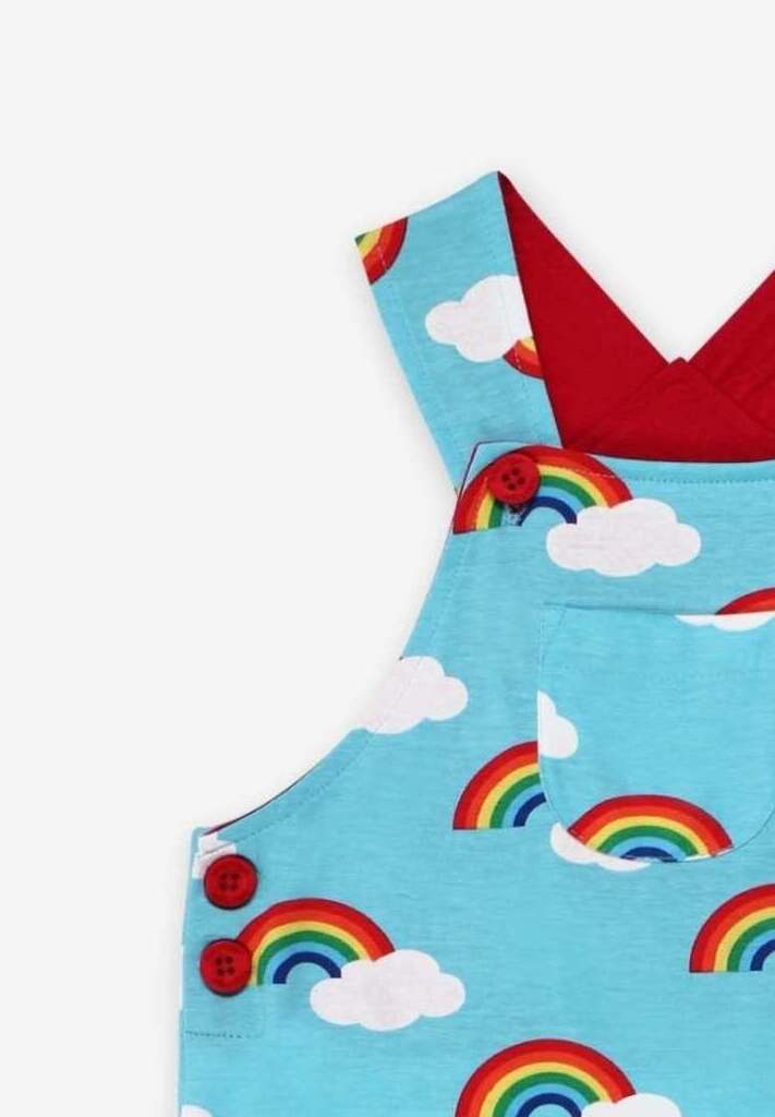 Sommer Latzhose aus Bio Baumwolle mit Regenbogen Print