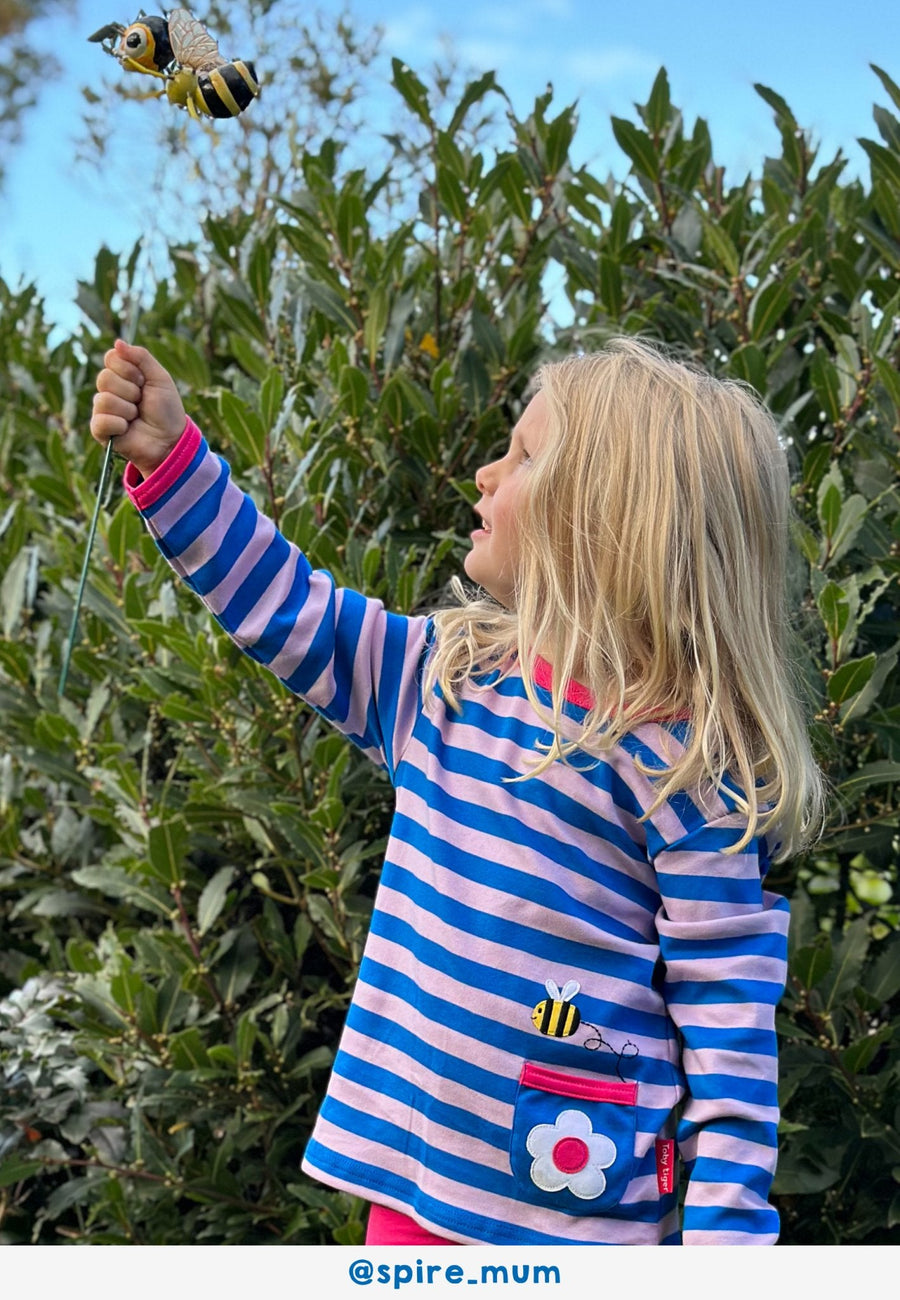 Bio-Baumwoll Kinder Langarmshirt, Streifen mit Gänseblümchen-Applikation