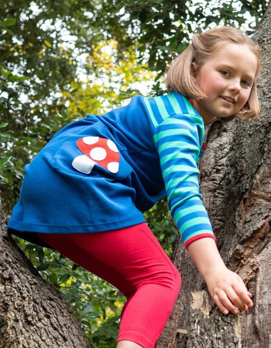 Bio Baumwoll-Kleid mit Blumen Muster und Pilz Applikationen