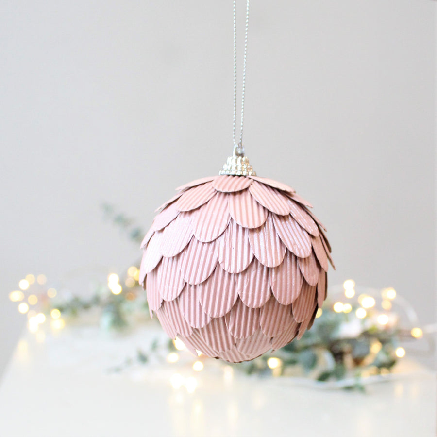 Scalloped Paper Christmas Tree Decoration