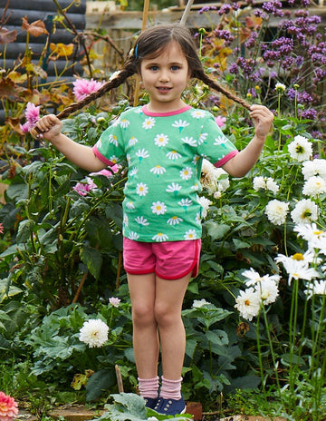 T-Shirt mit Gänseblümchen Print