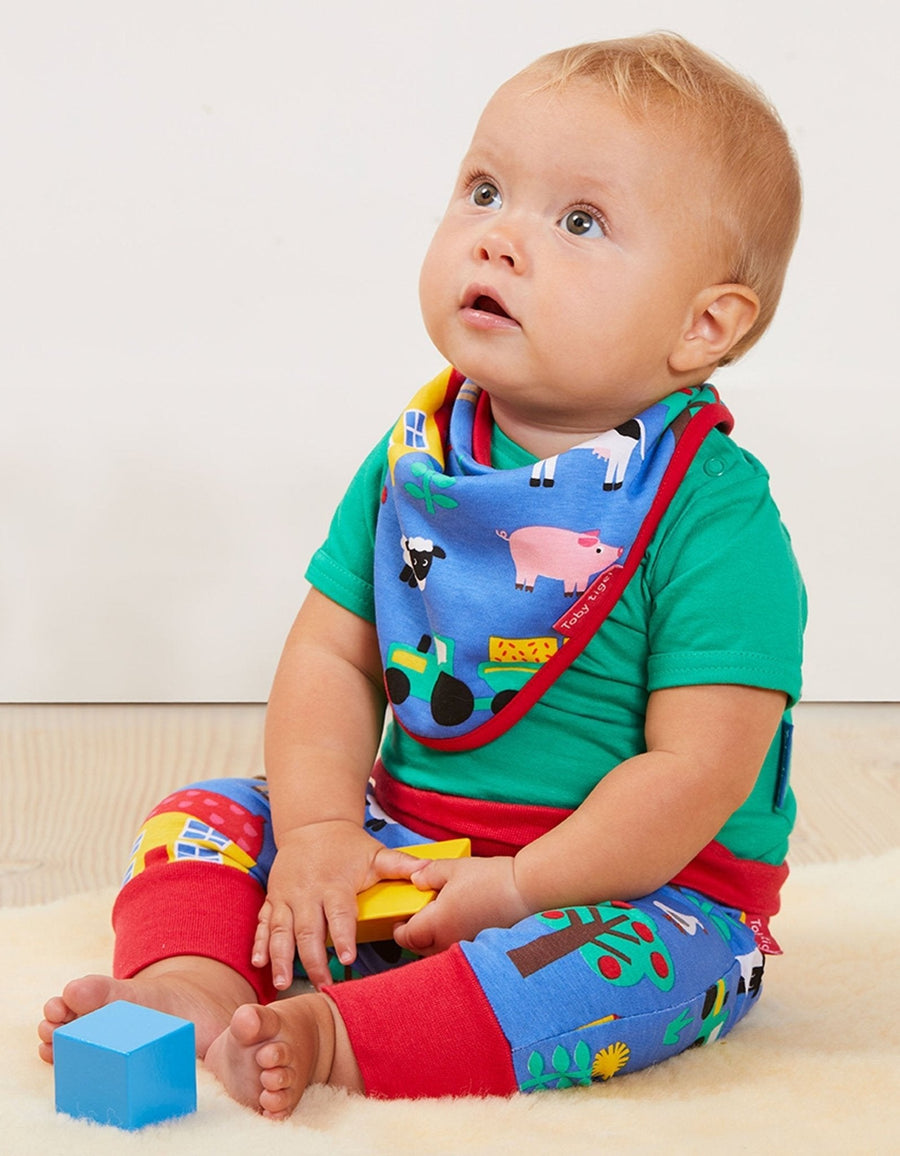 Babyhose aus Bio Baumwolle mit Bauernhof Print